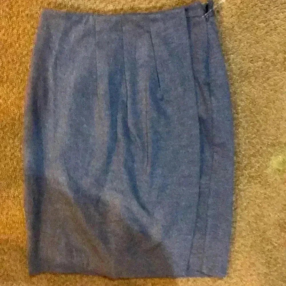 Banana Republic grey skirt size 2 - Picture 1 of 3